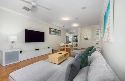 Innaloo House | Villa thirty-five