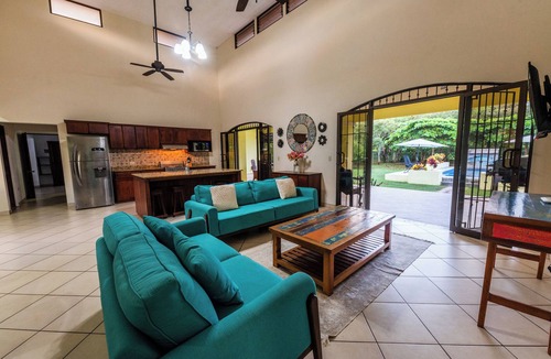 Esterillos Este Villa | Villa Tropical by Vacation Pura Vida