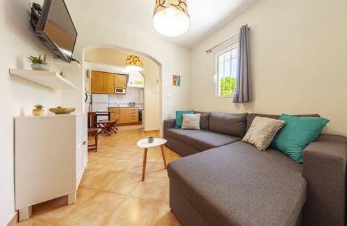 Alfarrobeira Villa | Villa with BBQ and plunge pool in Odiáxere