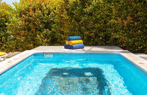 Alfarrobeira Villa | Villa with BBQ and plunge pool in Odiáxere