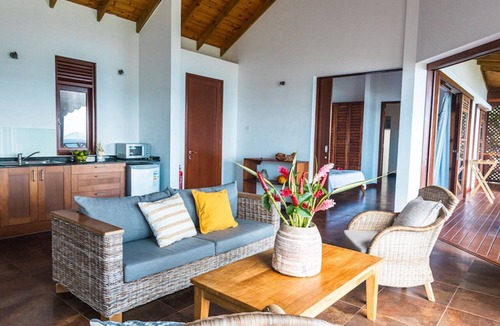 Port Glaud Villa | Villas de Jardin