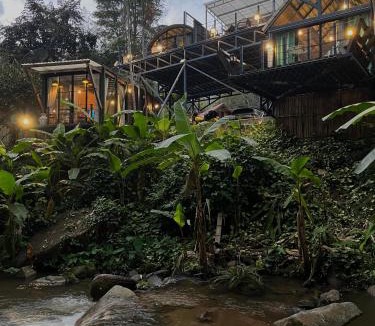 Doi Saket Hotel | Voraman Hut