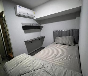 Phra Khanong Nuea Hotel | W71