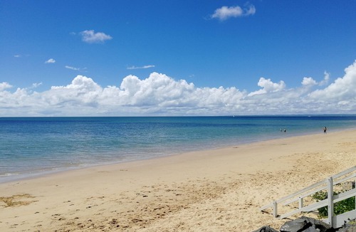 Scarness House | Walk to Beach Queenslander near Esplanade in Hervey Bay