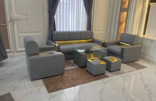 Tilaran Apartment | Warren Herrera