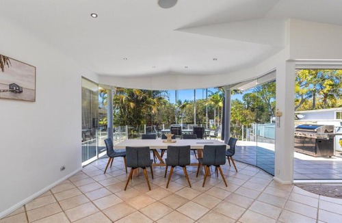 Chittaway Point House | 'Waterfront Oasis' by HolidayCo