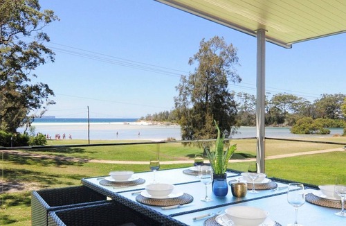 Huskisson House | Waterview by Experience Jervis Bay