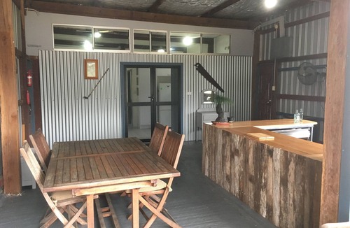 Baffle Creek Cottage | WaterviewCottage river front accommodation 1086 coast road Baffle Creek