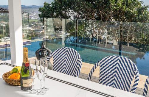Lennox Head House | Wave Hill and The Pool House