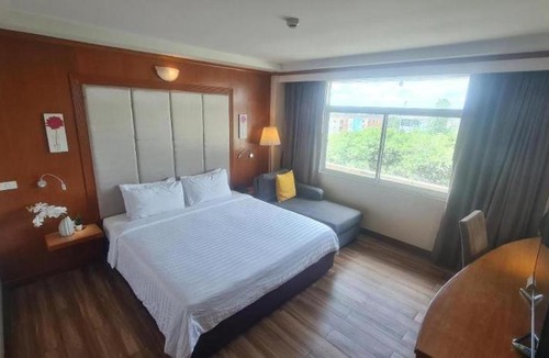 Na Muang Hotel | Western Grand Hotel Ratchaburi