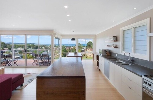 Tathra House | Wild Views - Sweeping Ocean & Forest Views