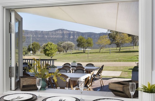 Pokolbin House | Willow Tree Estate - Luxurious whole of house accommodation -Sleeps 40-Stunning