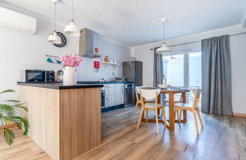 Odeceixe Apartment | Windmill Escape - Areia Townhouse by Lisbeyond