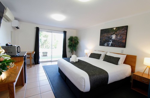 Mount Pleasant Hotel | Windmill Motel and Events Centre