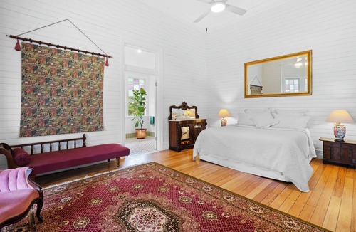 Cudgera Creek House | Yarrum Downs House - Luxury Farmstay - 5 min to beach
