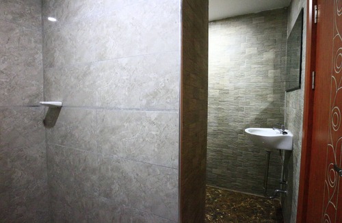 Samut Sakhon Hotel | You House Residence