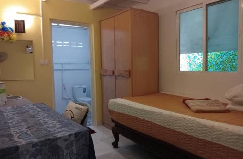 Ratchadaphisek House | Young and Beautiful