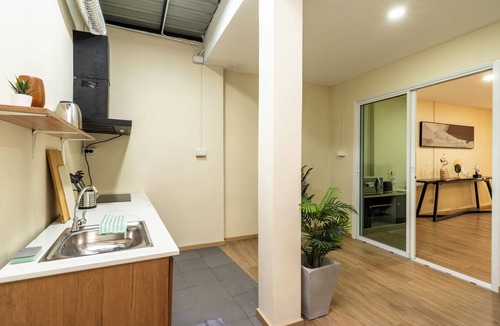 Phra Khanong House | Zen Haus, Newly Furbished Home in Bangkok, 7 min walk to BTS Onnut