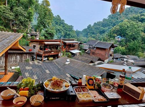 กินลมชมจันทร์ แม่กำปอง