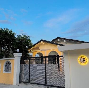 ชรินพูลวิลล่าบางแสน Swan Villa Bangsaen Won Beach