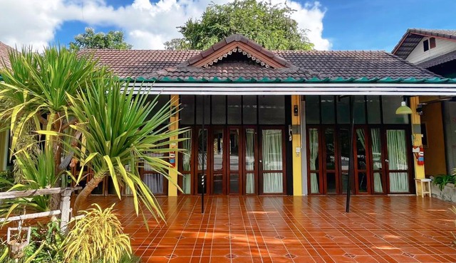 บ้านพักสิริ มุกดาหาร (Baan Siri Mukdahan)