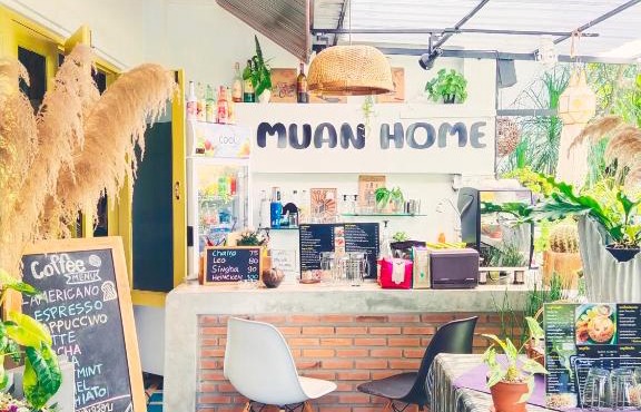 ม่วนโฮม muan home café&stay