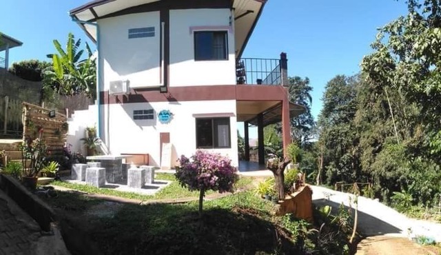 หลับสบายที่ดอยตุง Zuh meh ja Home lodge