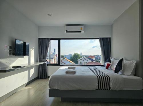 โรงแรมแอเรียเพลส สาทร (AREA Place)