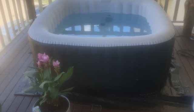 1 Bedroom Granny flat, quiet location close to everything