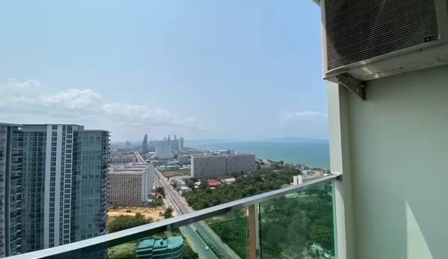 1 BR 5mins to beach high floor Dusit Grand Condo