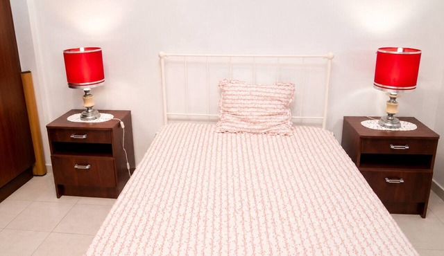 2-bedroom Appartment in ldowntown center São Bartolomeu de Messines