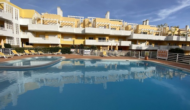 2 bedroom apartment with pool in Conceição and Cabanas de Tavira