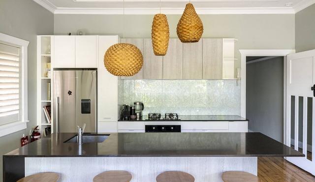 2 Bedroom Modern & Bright Apt, Bondi Beach,2 mns From Beach