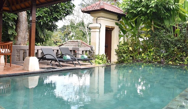 2 BR Secluded Villa in Ubud, Surrounded By Lush Greenery, 15 Min to Center Ubud