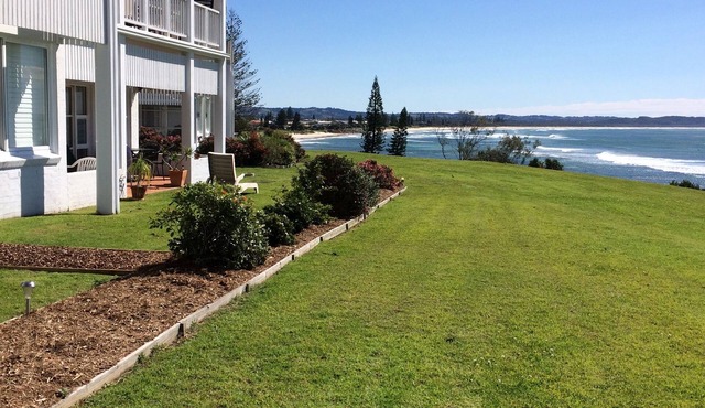 21 The Quarterdeck Stylish waterfront accommodation