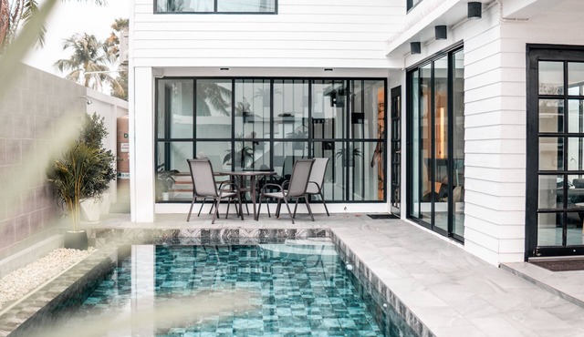 3-Bedroom Pool Villa Near the Beach