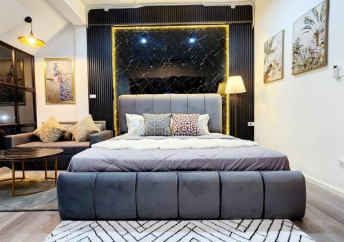3BR Family House in Bangna Near BTS Bearing , BITEC