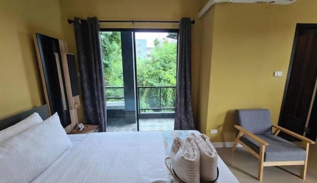 4thFL Room Lantern Suites DMK with Maid Service