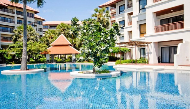 5 Bedroom Amazing Condo On The Beach (Santi)