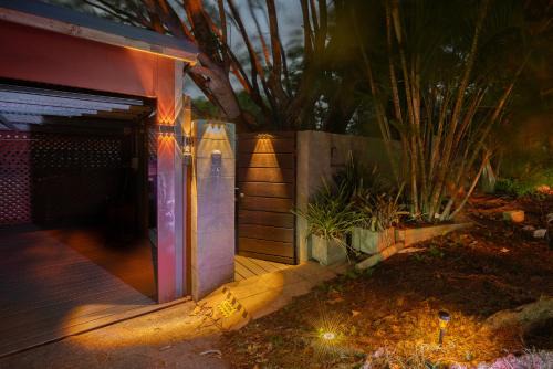 5BR Pool - BBQ Retreat - Sleeps 11 max - EV Station