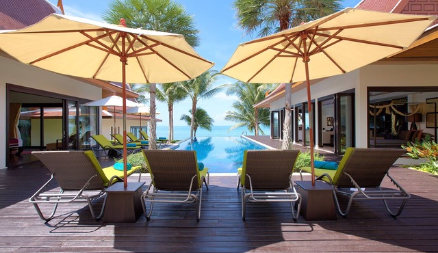 5BR Tropical Beachfront Villa | Lipa Noi Beach