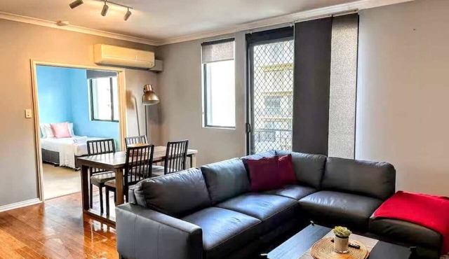 73 Serene 2BR Apt Perth CBD Pool-Gym & FREE Parkng