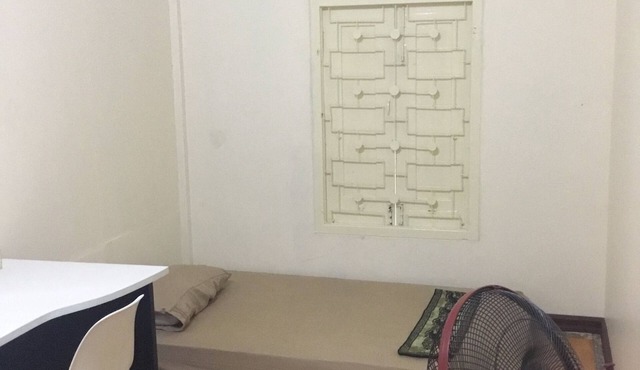 A cheap private room