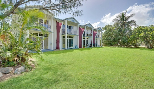 Absolute Beachfront Townhouse