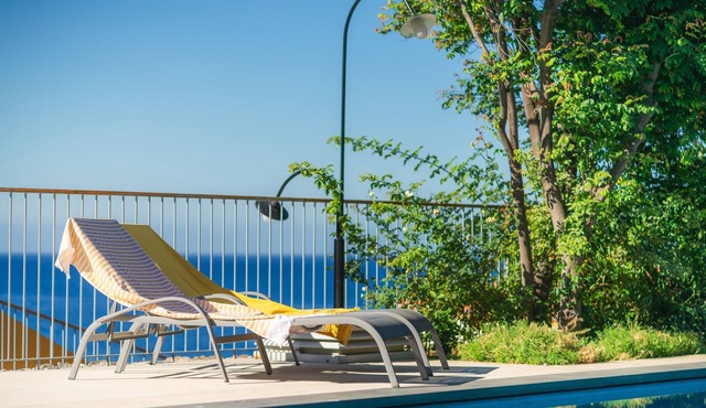 Accommodation 5 rooms in Funchal