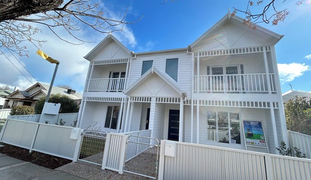 Accommodation Wagga Wagga- Where comfort meets luxury- Your home, away from Home