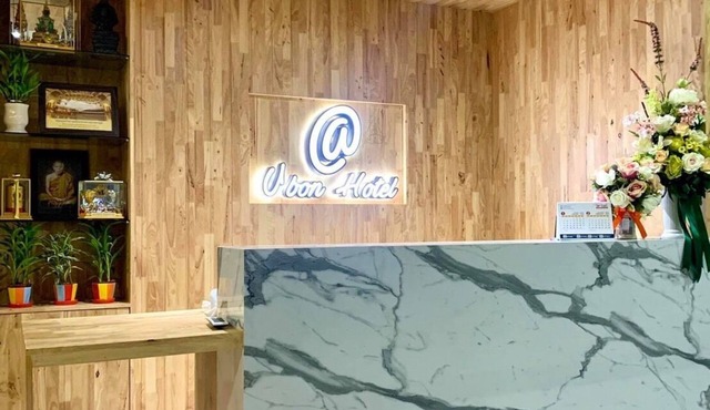 Add Ubon Hotel
