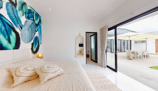 AMAZING! 3Bdr Villa w Ricefields and Jungle View