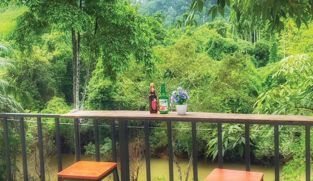 Amornkeeree Khao Sok Camping