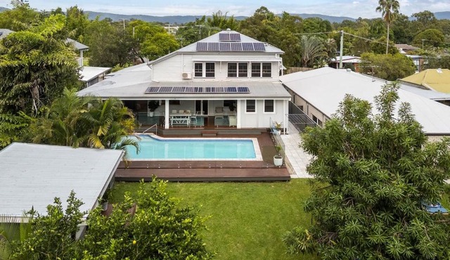 Ananda House - Full Estate l Pool & Infrared Sauna l 2 mins Walk to Village